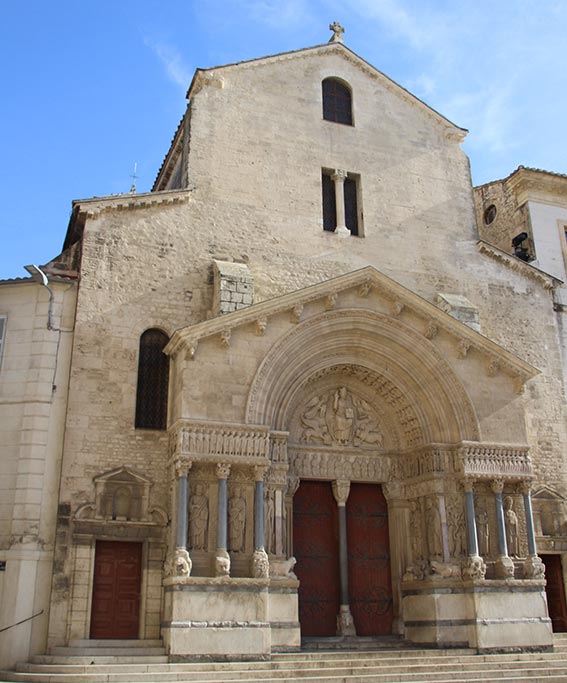 Une ancienne église