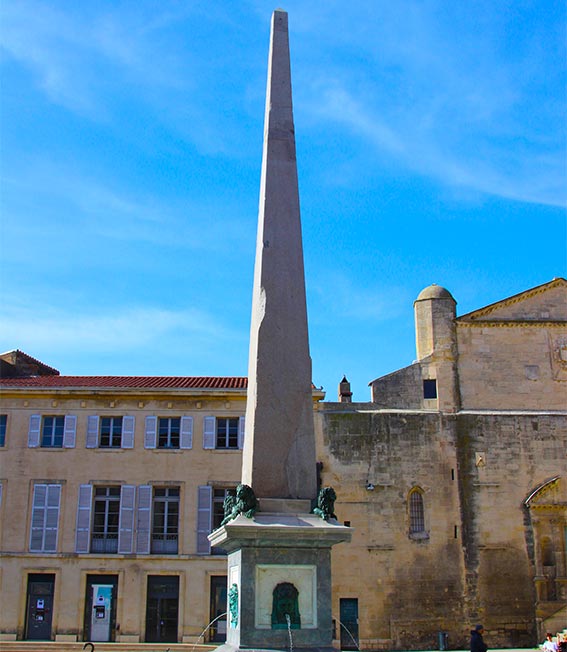 Obélisque d'Arles